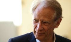 Dominique de Villepin le 4 juillet 2026, à La Charité-sur-Loire, dans la Nièvre ( AFP / Alain JOCARD )