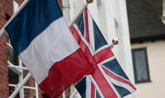 CORONAVIRUS: LA GRANDE-BRETAGNE ENVISAGE DE METTRE LA FRANCE SUR "LISTE ROUGE"