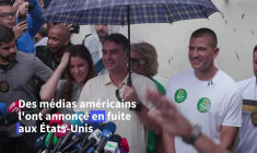 Bolsonaro vole vers l'Equateur depuis l'Argentine après avoir quitté le Brésil