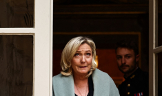 Marine Le Pen à Paris, le 11 avril 2023. ( AFP / ANNE-CHRISTINE POUJOULAT )