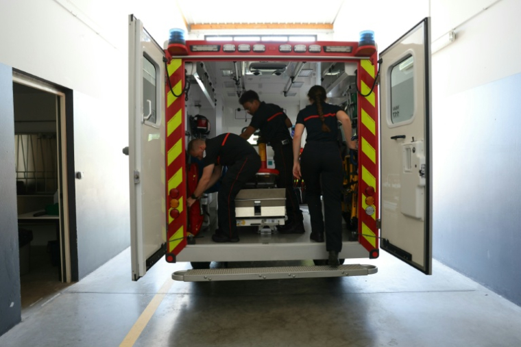 Des pompiers du service d'incendie et de secours (SDIS 77) dans la caserne de Ferrières-en-Brie, en Seine-et-Marne, le 10 juillet 2026  ( AFP / Thomas SAMSON )