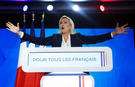 FRANCE 2022: BATTUE, LE PEN REVENDIQUE LA "VICTOIRE" DES IDÉES ET SE TOURNE VERS LES LÉGISLATIVES