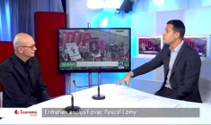 "La taxe sur les transactions financières n'est pas bête, mais le moment est mal choisi !", selon Pascal Lamy