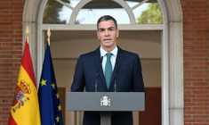Le Premier ministre espagnol Pedro Sanchez annonce un ensemble de mesures dont un embargo sur les armes pour Israël, le 8 septembre 2025 ( LA MONCLOA / Borja Puig de la Bellacasa )