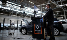 RENAULT VISE UN MILLIARD D'EUROS D'ACTIVITÉ SUR LE NOUVEAU FLINS