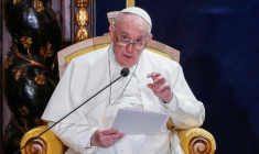 LE PAPE FRANÇOIS CRITIQUE POUR LA PREMIÈRE FOIS IMPLICITEMENT POUTINE