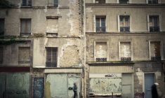 Halte aux squats ! - iStock-IvanBastien