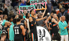 Wemby apprend aux Américains comment bien supporter leur équipe