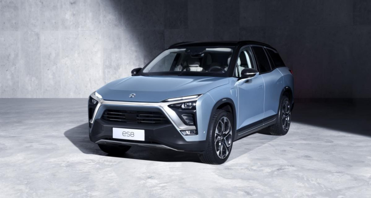 BYD, MG Motor ou encore Nio (photo) sont des noms qui ne vous parlent peut-être pas encore. Pourtant, ils pourraient bien devenir les fabricants de votre prochaine voiture. Ces trois groupes chinois sont les premiers à se lancer dans l'export de véhicules électriques depuis l'Empire du Milieu vers le Vieux Continent, mais ils ne devraient pas être les derniers. (crédit : Nio)