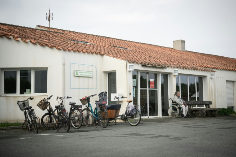 L'hôpital Dumonte, le plus petit de France, à Port-Joinville sur l'île d'Yeu  en Vendée, le 30 septembre 2026 ( AFP / Loic VENANCE )