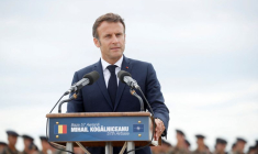 IL FAUT ENVOYER DES SIGNAUX CLAIRS À KYIV, DIT MACRON AVANT UNE POSSIBLE VISITE EN UKRAINE