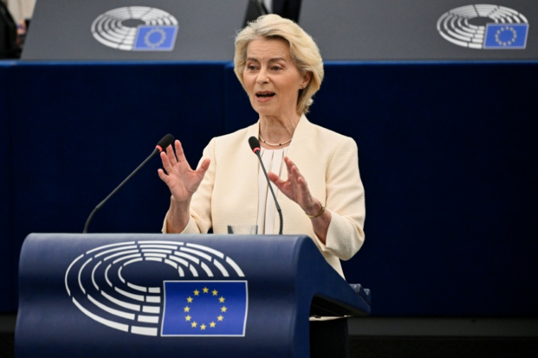European Commission President Ursula von Ursula von der Leyen a dévoilé mercredi des propositions très attendues pour protéger les enfants et adolescents en ligne en Europe ( AFP / Jean-Christophe VERHAEGEN )