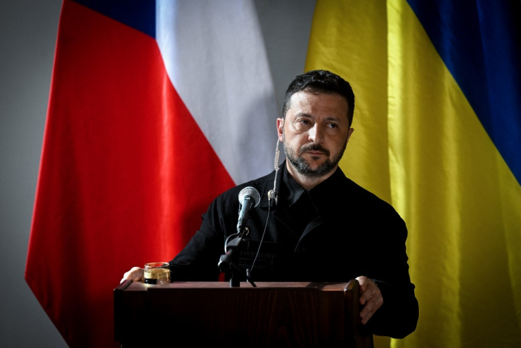 Volodymyr Zelensky à Prague, en République Tchèque, le 4 mai 2025. ( AFP / MICHAL CIZEK )