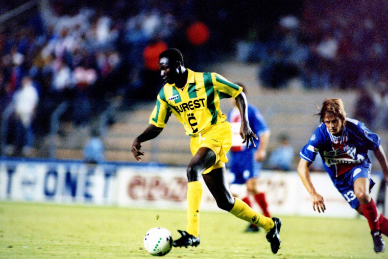 Oui, le FC Nantes 95 court toujours