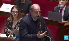 France : tollé à l'Assemblée après des bras d'honneur du garde des Sceaux à un député LR