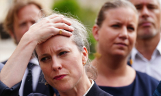 Lucie Castets et Mathilde Panot à Paris, le 23 août 2024. ( AFP / DIMITAR DILKOFF )
