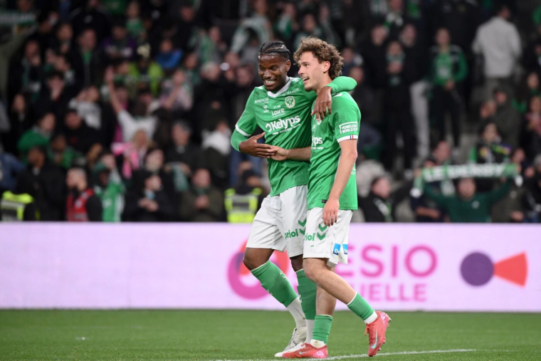 Saint-Étienne s'offre le derby le plus long