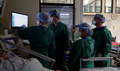 CORONAVIRUS: LE BILAN EN ALLEMAGNE S'ALOURDIT À PLUS DE 55.000 DÉCÈS