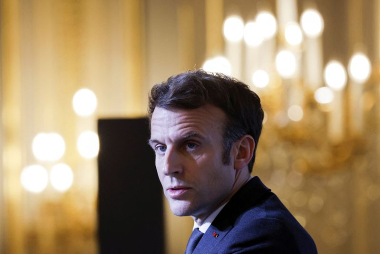 UKRAINE: MACRON ENTEND NÉGOCIER UN ALLÈGEMENT DU DISPOSITIF MILITAIRE RUSSE, SELON UNE SOURCE À L'ELYSÉE