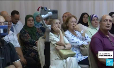 Liberté d'expression menacée en Tunisie : l'opposition et les journalistes tirent la sonnette d'alarme