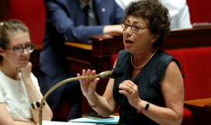La ministre de la Transition écologique, Monique Barbut, à Paris le 24 juin 2026. ( AFP / THOMAS SAMSON )