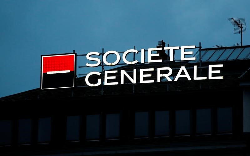 SOCGEN: CHARGES ADDITIONNELLES AU 4E TRIMESTRE