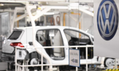 HAUSSE DE 28% DU BENEFICE D'EXPLOITATION DE VOLKSWAGEN AU PREMIER TRIMESTRE