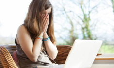 Escroqueries en ligne : comment s'en prémunir ? / iStock.com - AIMSTOCK