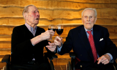 ANNIVERSAIRE DES PLUS VIEUX JUMEAUX DU MONDE