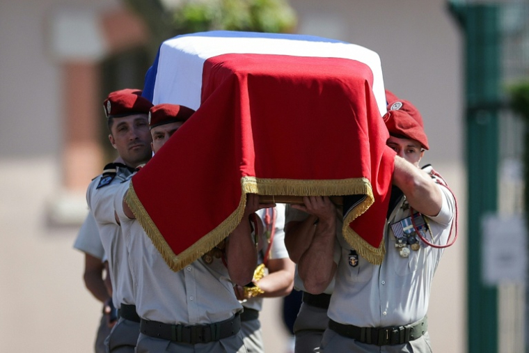 Hommage national au sergent-chef Florian Montorio, le 23 avril 2026 à Montauban (Tarn-et-Garonne). Ce casque   bleu a été tué le 18 avril dans une embuscade au Sud-Liban ( AFP / Valentine CHAPUIS )