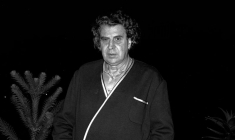 LA GRÈCE PLEURE MIKIS THEODORAKIS, COMPOSITEUR DE MUSIQUE DE "ZORBA LE GREC"