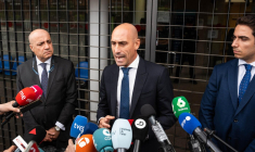 Le procès de Luis Rubiales pour son baiser forcé commence