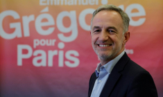 Emmanuel Grégoire, candidat socialiste à la mairie de Paris aux élections municipales de 2026, lors de l'inauguration de son QG de campagne, à Paris, le 5 novembre 2025 ( AFP / GEOFFROY VAN DER HASSELT )