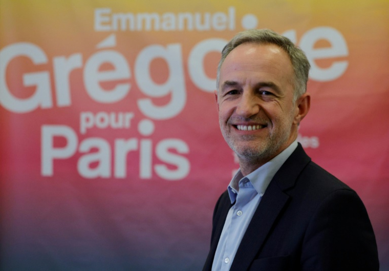 Emmanuel Grégoire, candidat socialiste à la mairie de Paris aux élections municipales de 2026, lors de l'inauguration de son QG de campagne, à Paris, le 5 novembre 2025 ( AFP / GEOFFROY VAN DER HASSELT )