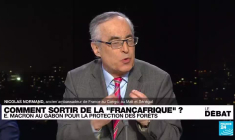 Comment sortir de la "Françafrique" ? Emmanuel Macron au Gabon pour la protection des forêts