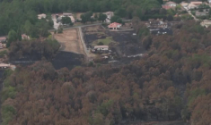 Gironde: survol en hélicoptère des incendies et des zones sinistrées