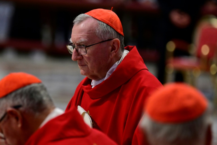 Le cardinal Pietro Parolin, numéro deux du Vatican, assiste à une messe à la basilique Saint-Pierre au Vatican, le 30 avril 2025 ( AFP / Tiziana FABI )