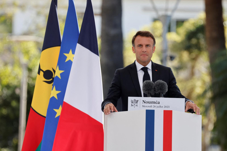 Emmanuel Macron à Nouméa le 26 juillet. ( AFP / LUDOVIC MARIN )