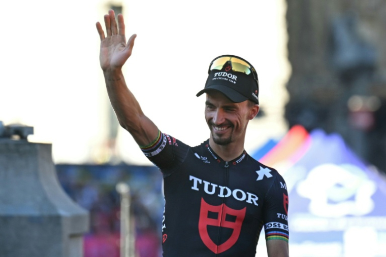 Julian Alaphilippe lors de la présentation des équipes à la veille du départ de la 112e édition du Tour de France à Lille, le 3 juillet 2025  ( AFP / Loic VENANCE )