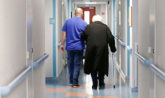 FRANCE: LES CONTRÔLES DES EHPAD RENFORCÉS APRÈS LE SCANDALE ORPEA