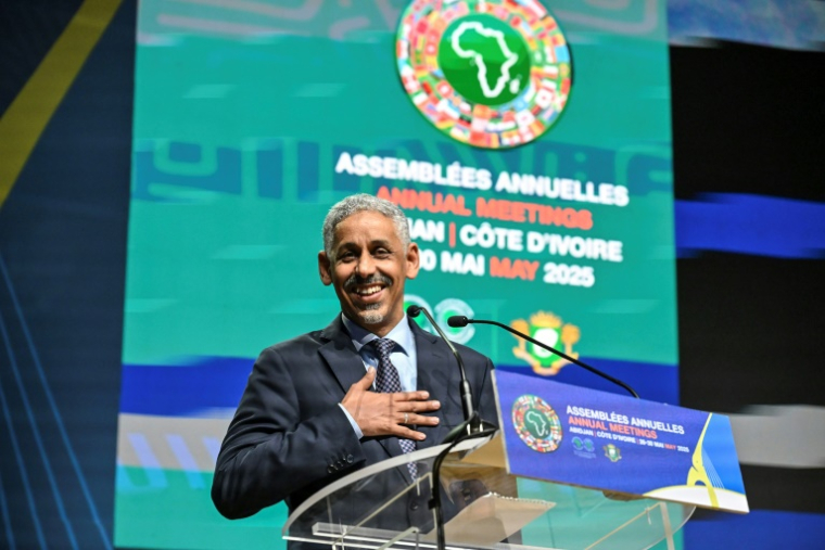 L'ancien ministre mauritanien de l'Economie, Sidi Ould Tah, élu président de la Banque africaine de développement (BAD), le 29 mai 2025 à Abidjan, en Côte d'Ivoire ( AFP / Issouf SANOGO )