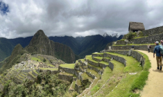 Touristes au Machu Picchu 15 février 2023, l'accès par train y a été suspendu le 15 septembre 2025 ( AFP / Carolina Paucar )