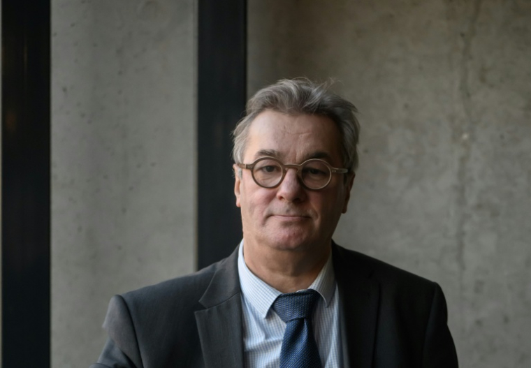 Le candidat du rassemblement de la gauche aux élections municipales de Toulouse, François Briançon, à Toulouse le 21 janvier 2026 ( AFP / Ed JONES )
