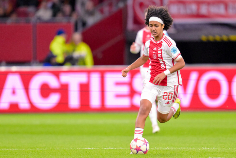 L'OL Lionnes recrute la plus jeune joueuse de l'histoire de la Ligue des champions