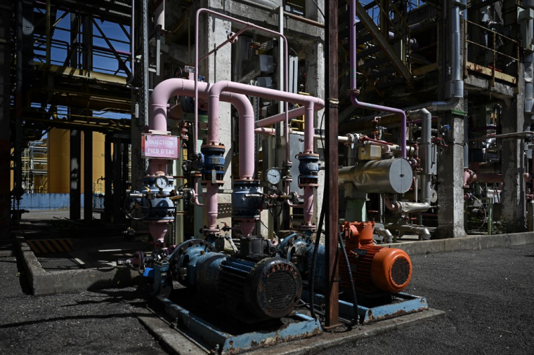 Une usine classée Seveso. (illustration) ( AFP / PHILIPPE LOPEZ )