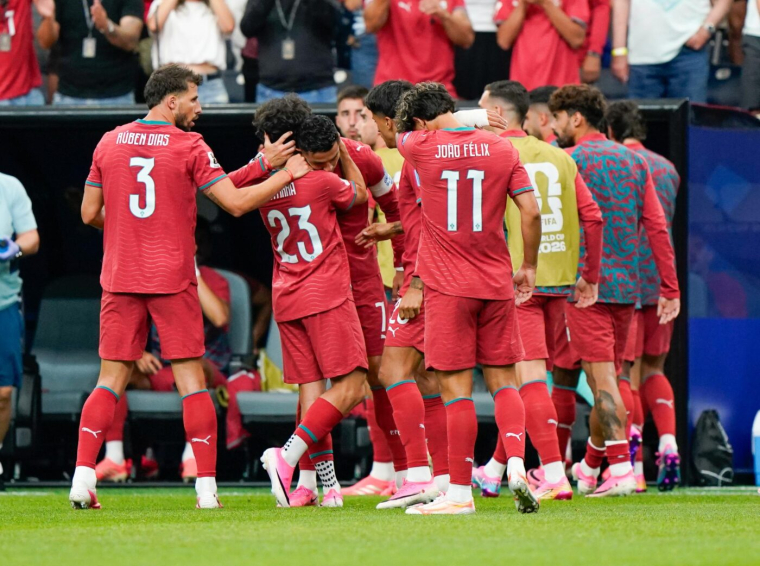 Grâce à un Cristiano Ronaldo record, le Portugal balaye l'Ouzbékistan