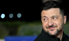 Volodymyr Zelensky, à Ayia Napa (Chypre), le 23 avril 2026 ( AFP / NICOLAS TUCAT )