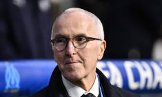 4 dirigeants français appellent au changement