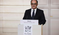 le secrétaire général de l'Elysée, Emmanuel Moulin  annonce le nouveau gouvernement le 5 octobre 2025 à l'Elysée ( POOL / Christophe PETIT TESSON )