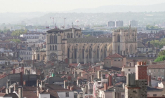 Les églises de France sonnent les cloches pour l'arrivée du pape Léon XIV